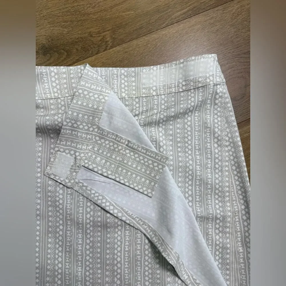 Ripskirt Hawaii Wrap Skirt Length 2 Grey/White Size L